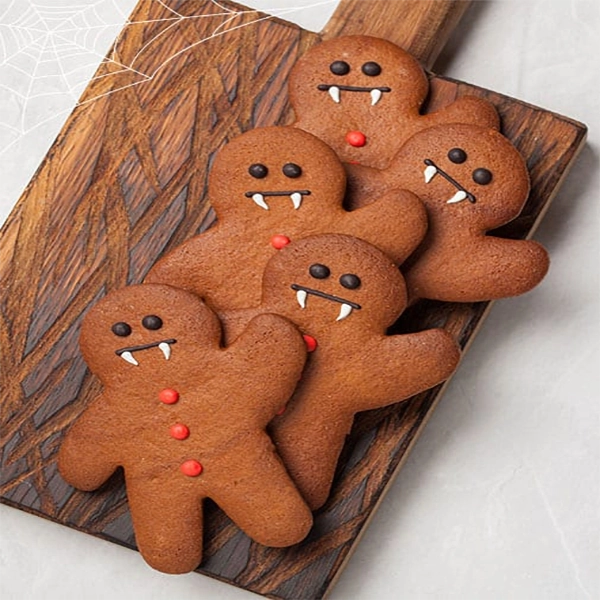 Halloween Gingerbread Vampires